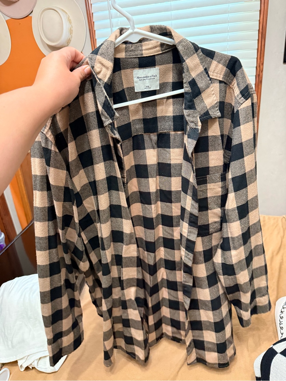 Abercrombie & Fitch Black and Beige Buffalo Plaid Shirt Jacket